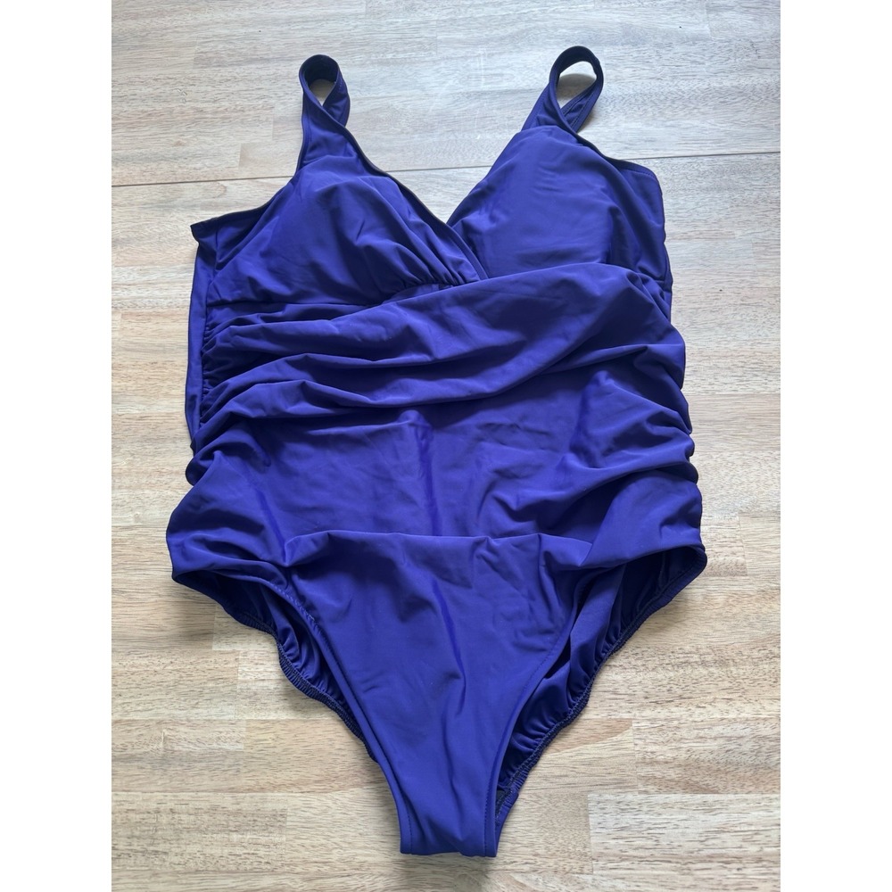 Trimshaper One Piece Bathing Swim Suit Purple 24W New Unworn Sanitized Washed‎